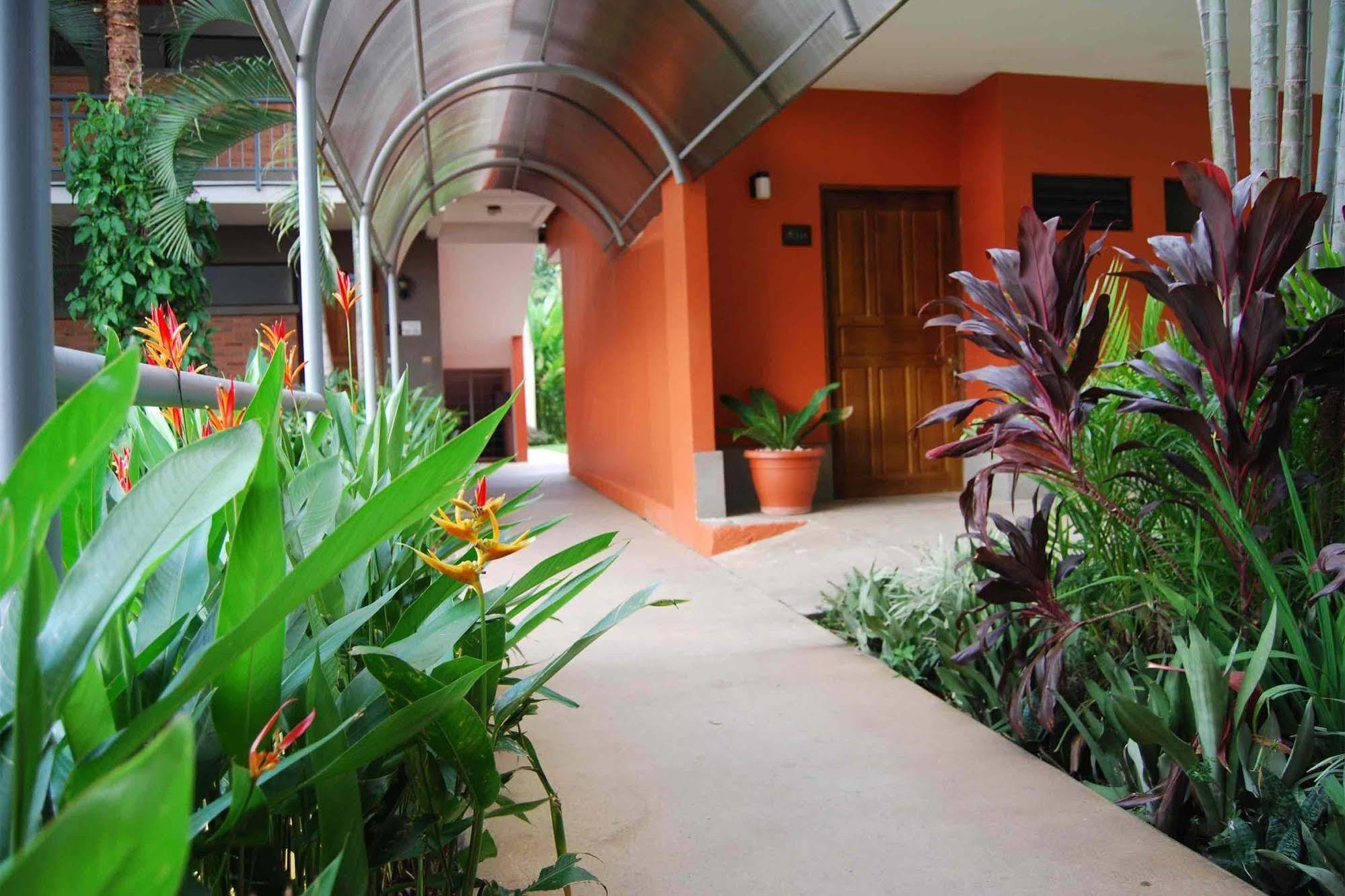 Hotel Cana Brava Inn Cañas 외부 사진